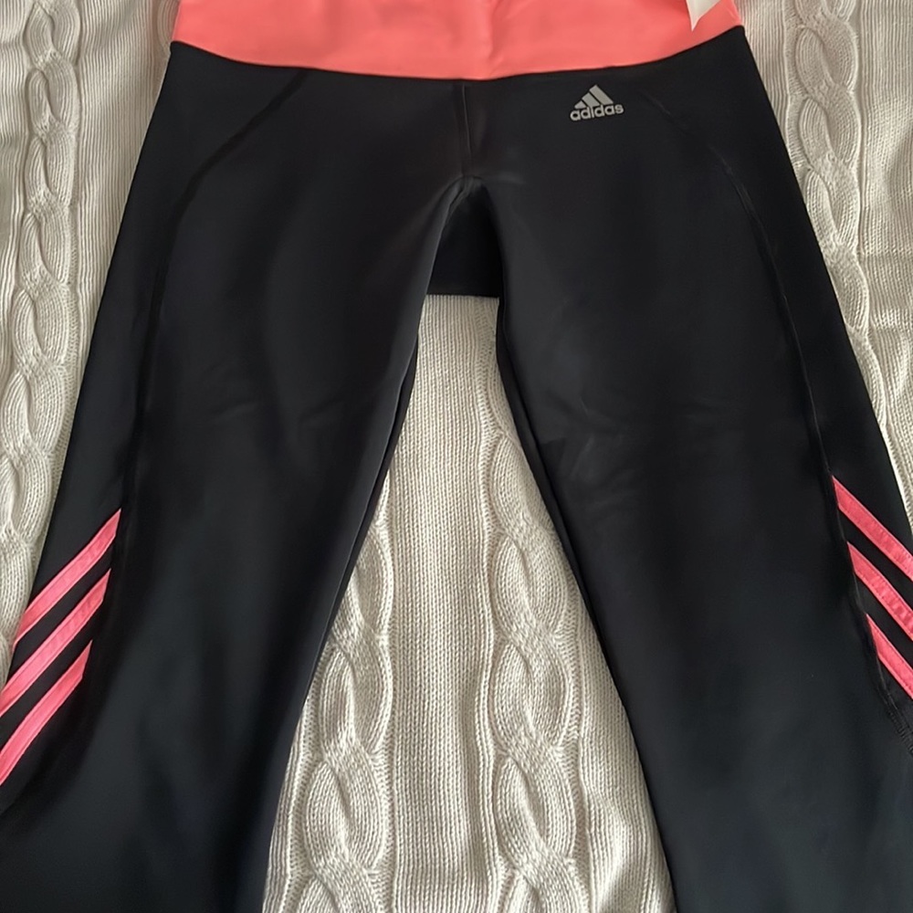 Adidas Originals Dark Grey & Pink Cropped Leggings Size L